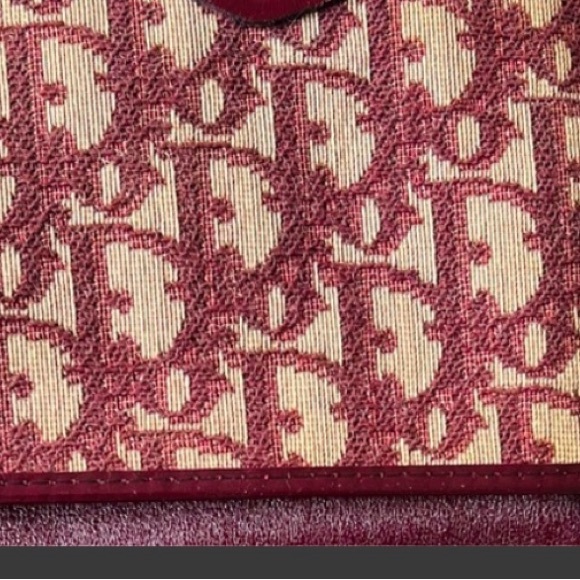 Designer Monogram Clutch - Picture 4 of 6